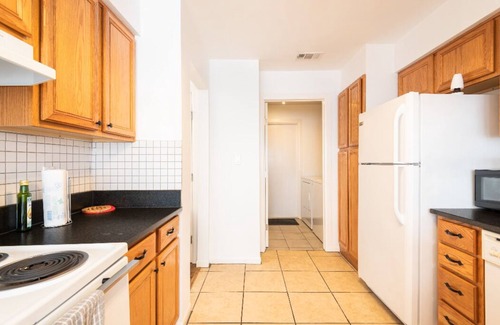 North San Antonio - SAT House | Conveniently located and comfortable 3 bedroom house.