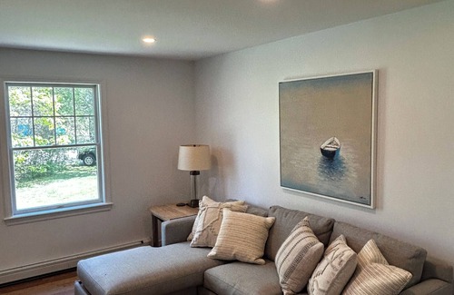 Falmouth Foreside House | Conveniently Located 3-Bedroom House by Route 1