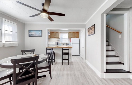 Rosedale House | Conveniently Located House with Exclusive Parking, Minutes to Downtown Baltimore