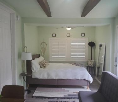 North San Antonio - SAT House | Conveniently Located San Antonio Getaway