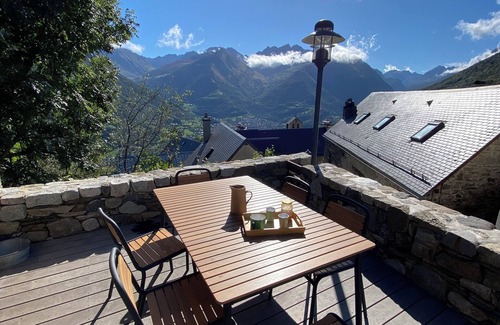 Sazos House | Converted barn near Luz Saint Sauveur 155m2, in the heart of Toys country