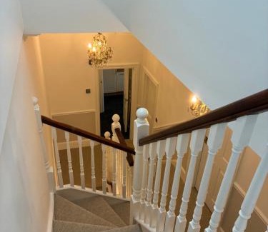 Royal Tunbridge Wells Apartment | Converted Victorian Apartment 3 Superior King size Rooms