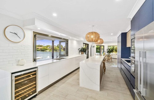 Broadbeach Waters House | Coobowie Waters – A perfect family holiday home.