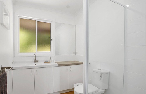 Apollo Bay House | Cooinda - Country Coastal Views *New Listing*