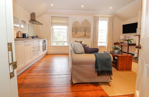 Wrexham Cottage | Cook's Flat