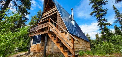 Stikine Region Ski Chalet | Cooks and Puppies Hideaway