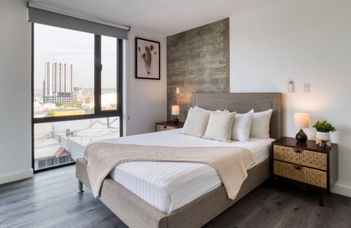 Avenida Revolucion Apartment | Cool Apt w/Balcony: Business Lounge+Gym+24-7/ SEC