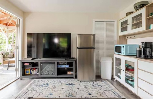 Mountain View Cottage | Cool cottage with AC in Keaau