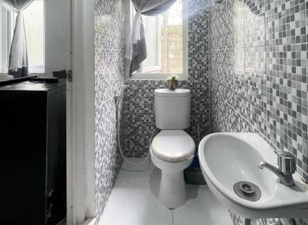Tangerang Apartment | Cool Cozy Fresh room nearAirport