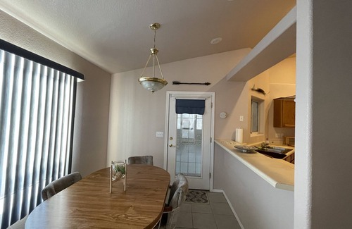 Kingman House | Cool Getaway Near Arizona Recreation