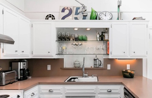 Shinnecock Hills House | Cool Hamptons Home minutes from Southampton Village.