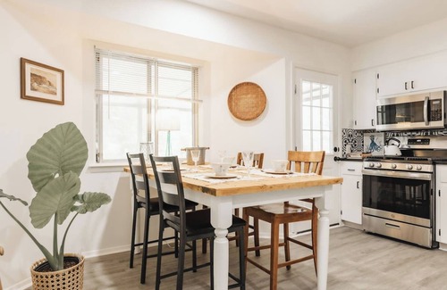 East Congress House | Cool@Pool,Eats&Shop@SoCO