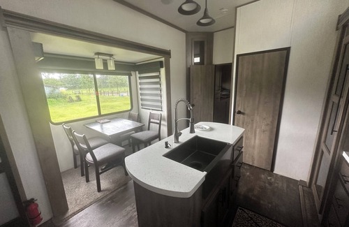 Milton House | Cool RV with AC in charming Milton
