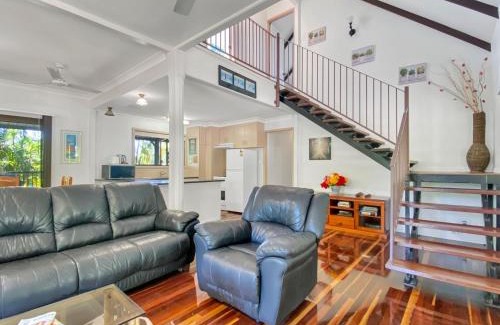 Horseshoe Bay House | Cool Waters at Horseshoe Bay