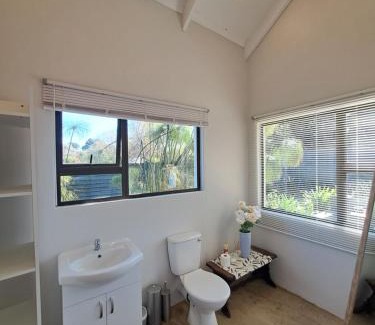 Howick Apartment | Cooper Cottage