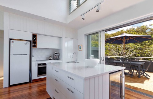 Blueys Beach House | 'Coopernook' absolute beachfront property on Blueys Beach