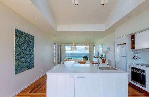 Blueys Beach House | 'Coopernook' absolute beachfront property on Blueys Beach