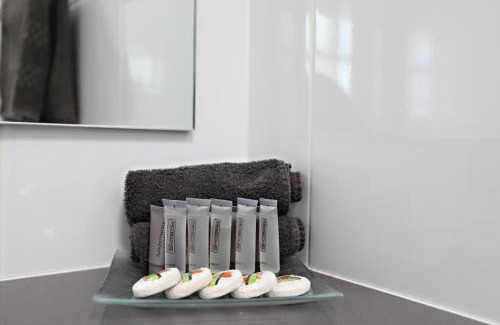 Acacia Ridge Hotel | Coopers Colonial Motel