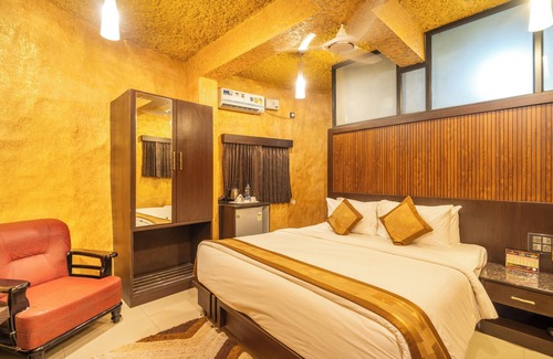 Somvarpet Hotel | Coorg Jungle Camp Backwater Resort