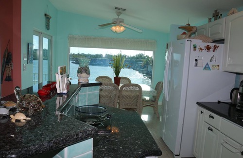 Marathon House | Copacabana, Overlooking the Gulf!