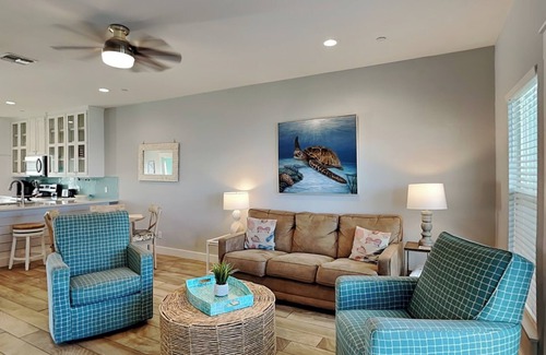 Rockport Condo | Copano Breeze | Sweeping Views, Pool, Fishing Pier