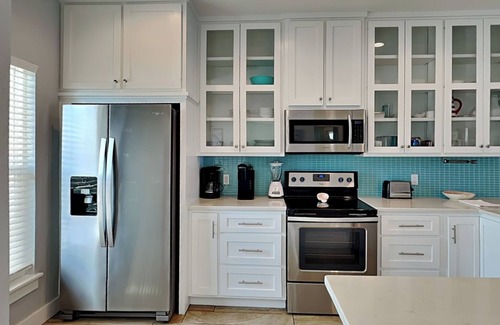 Rockport Condo | Copano Breeze | Sweeping Views, Pool, Fishing Pier