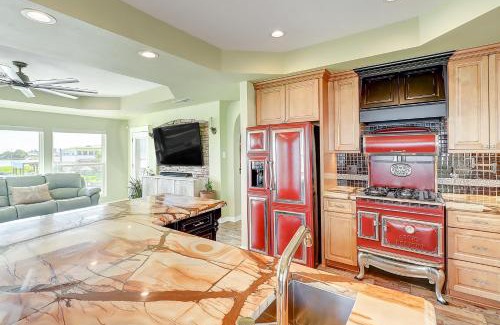 Rockport House | Copano Canal Retreat