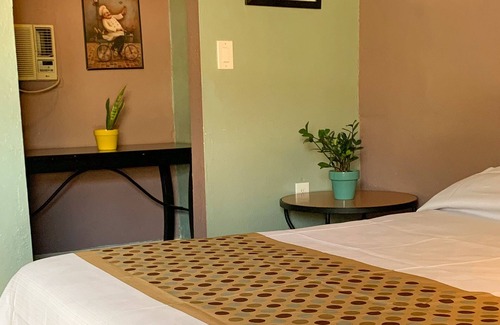 Superior Hotel | Copper Mountain Motel