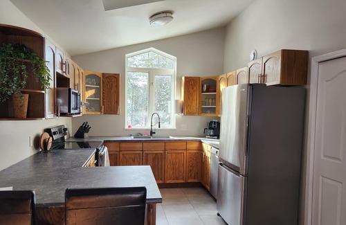 Whitehorse House | Copper Ridge House