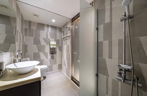 Guri Hotel | Copper THE Stay Here