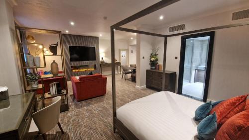 Bracknell Hotel | Coppid Beech