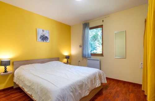 Montoulieu Apartment | Coquelicot 8 - Chalet vue montagne T2