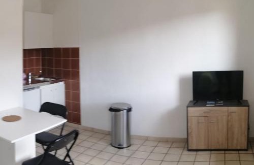 Massiac Apartment | coquelicot