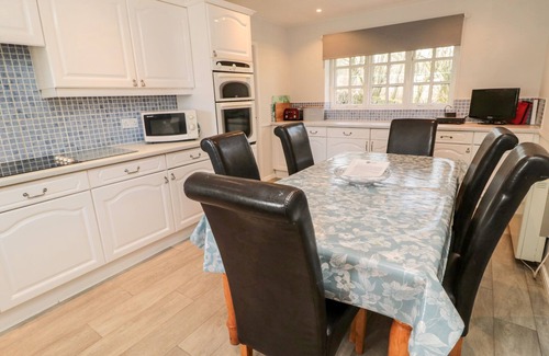 Old Bewick Cottage | COQUET VIEW COTTAGE, pet friendly, with open fire in Rothbury