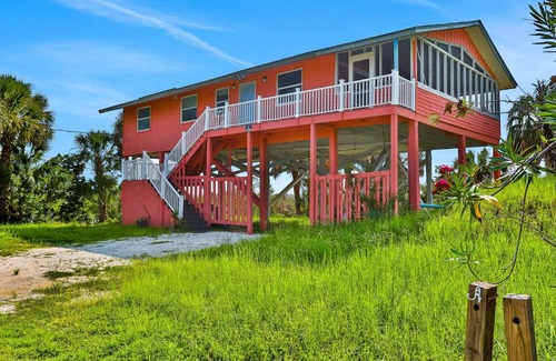 Pine Island House | Coral Cottage