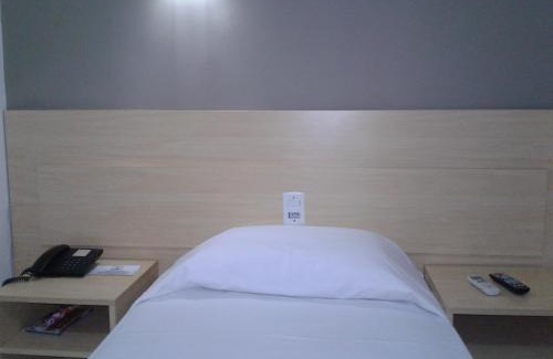 Menino Deus Hotel | CORAL EXPRESS prox Beira Rio, Hospital Mae de Deus , Cardiologia e UFRGS
