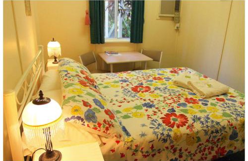 Townsville Bed & Breakfast | Coral Lodge Bed and Breakfast Inn