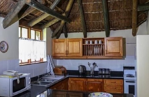 Buffalo Hills Game Reserve Cottage | Coral Tree Cottages