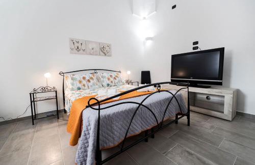 Felline Apartment | Coraline Home by Vivimy