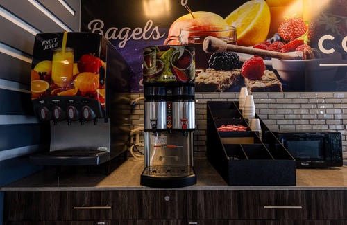 Inver Grove Heights Hotel | Coratel Inn and Suites By Jasper Saint Paul Minneapolis Inver Grove Heights.