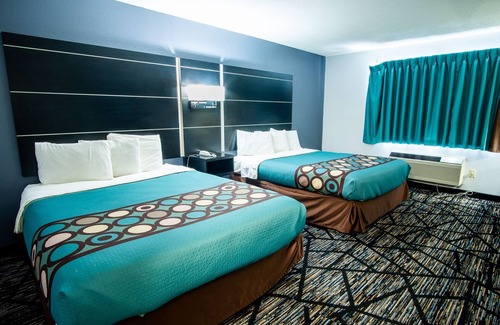 New Richmond Hotel | Coratel Inn and Suites by Jasper New Richmond