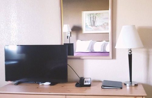 Mankato House | Coratel Inn & Suites by Jasper Mankato -Deluxe 2 Double Bed NS