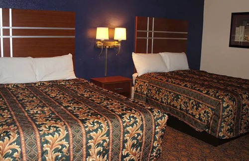 Waite Park House | Coratel Waite Park - Standard 2 Queen Bed NS