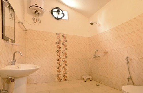 Kotabagh Hotel | Corbett Hills Resort