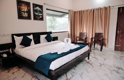 Bail Parao Hotel | Corbett Nature Walk