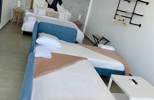 Stella Hotel | Corcega Beachfront Suites