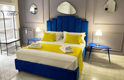 Naples City Centre Apartment | Core Colors House