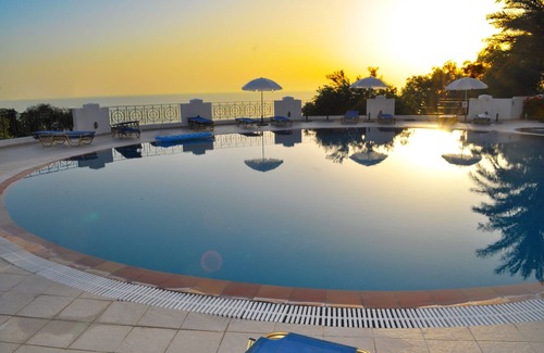 Agios Gordios Apartment | Corfu holiday house with pool "Maria" on Agios Gordios beach