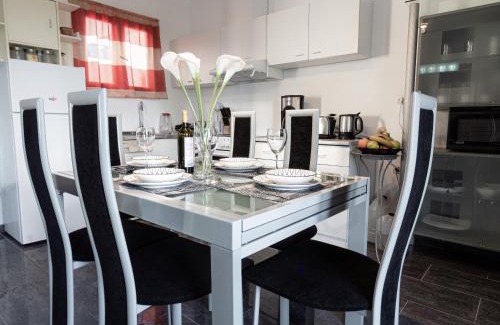 Perivolion Apartment | Corfu Nefeli's Miari`s Home