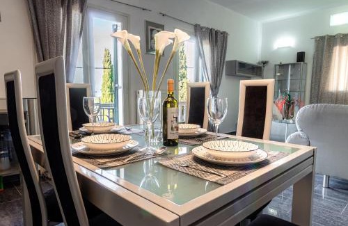 Perivolion Apartment | Corfu Nefeli's Miari`s Home